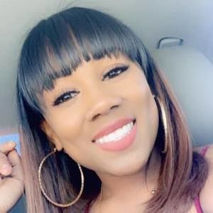 Meet your Posher, Ana